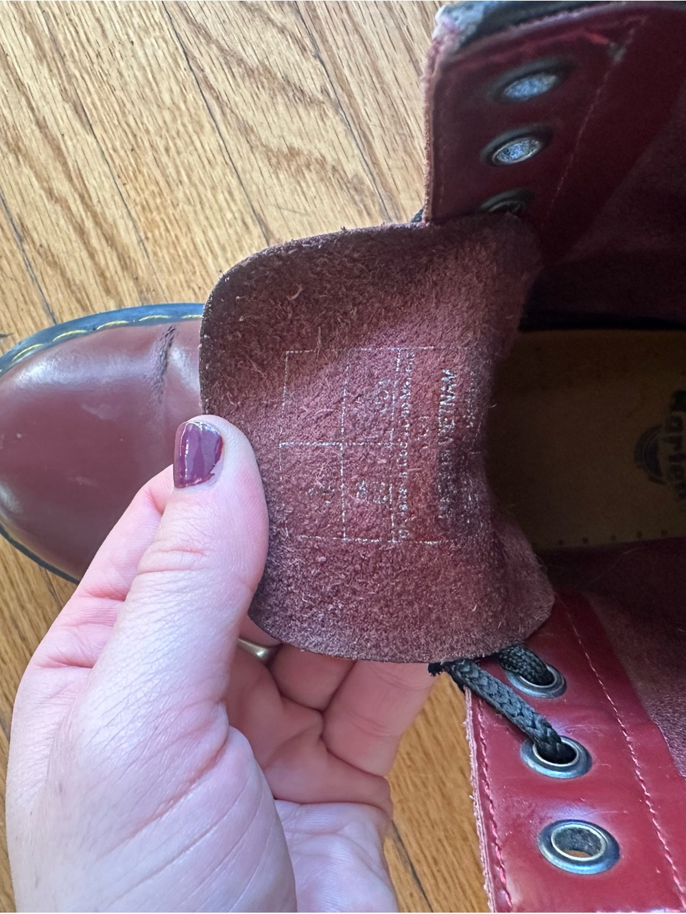 Dr. Martens Cherry Red 1460 boot UK 5 / US Men 6 / US Women 7 - Picture 9 of 10